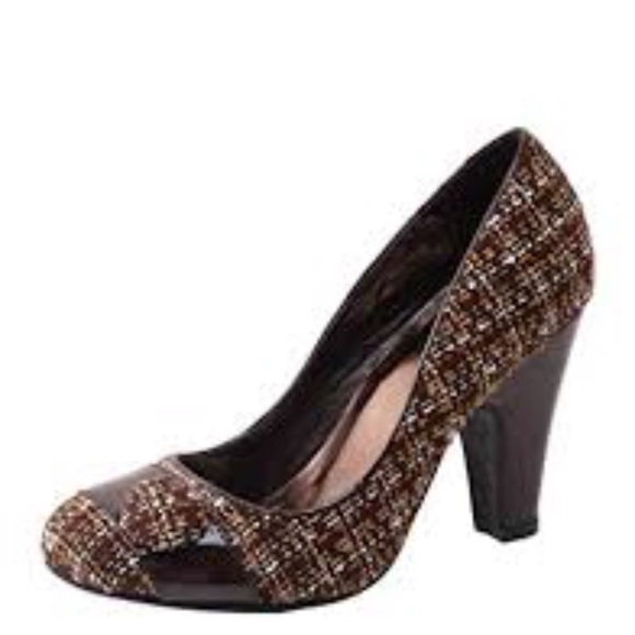 New Classy Brown Plaid Heels - Picture 1 of 6